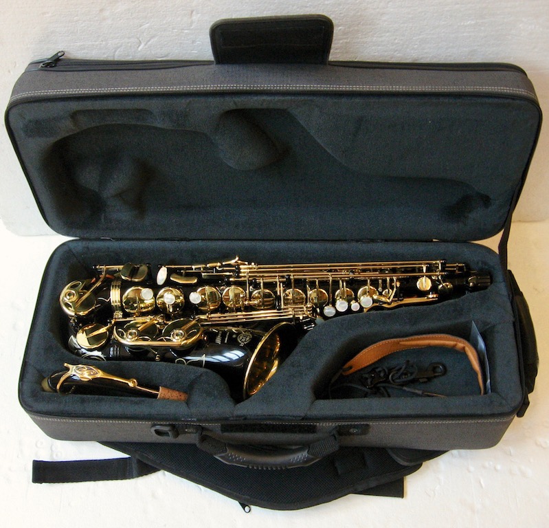 Selmer Alt Saxophon Serie III Schwarz/Goldlack Bj. 2006